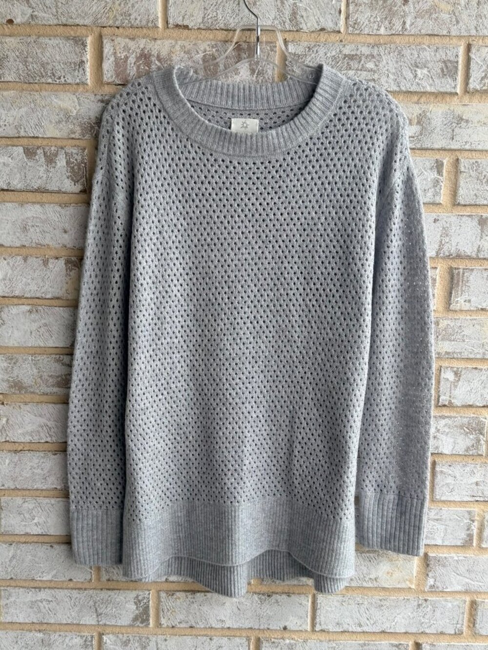 OFFLINE by Aerie Long Sleeve Crew Neck Open Knit Gray Sweater Size XS.